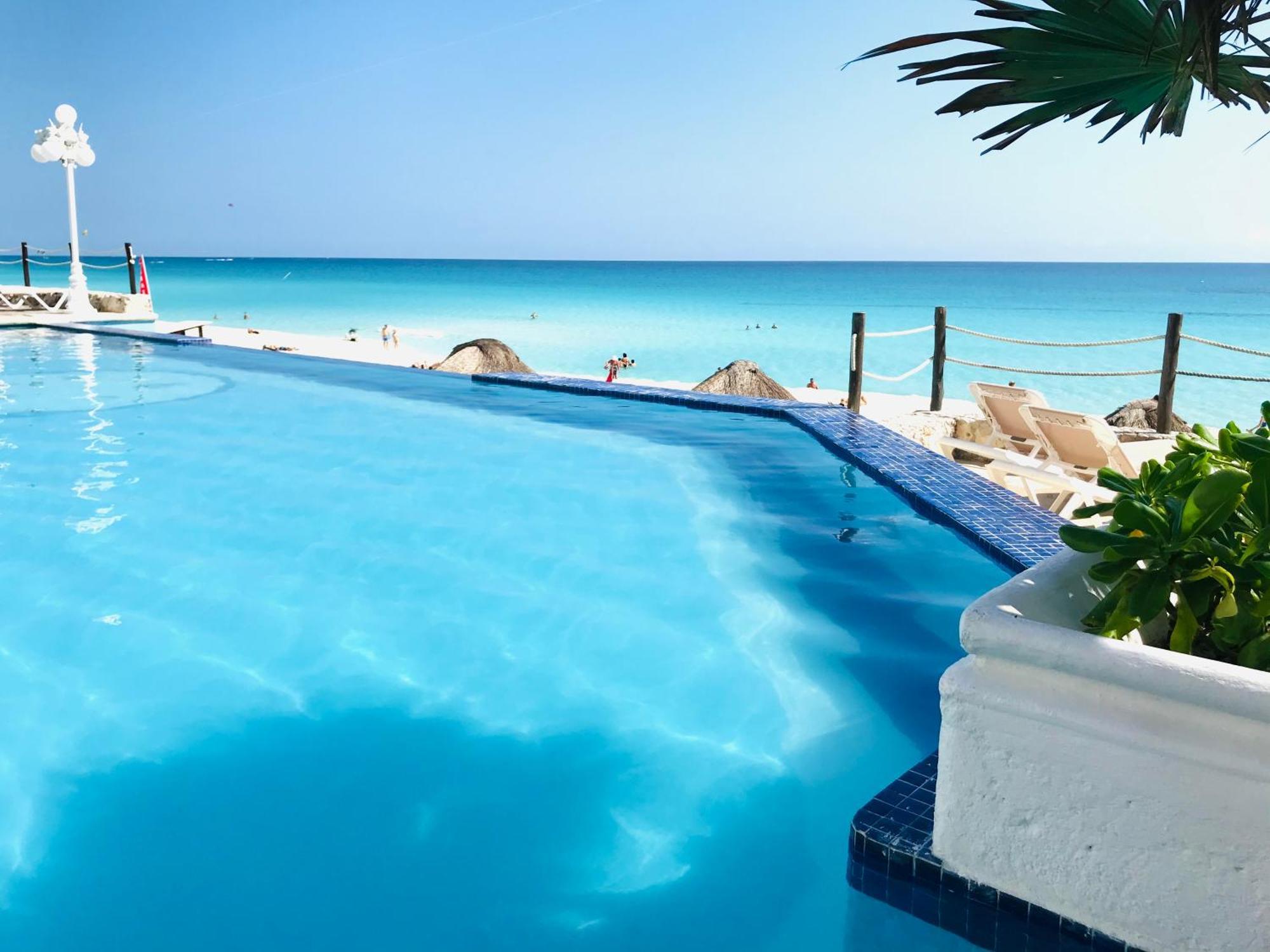 Ova Apartments Cancun Exterior photo