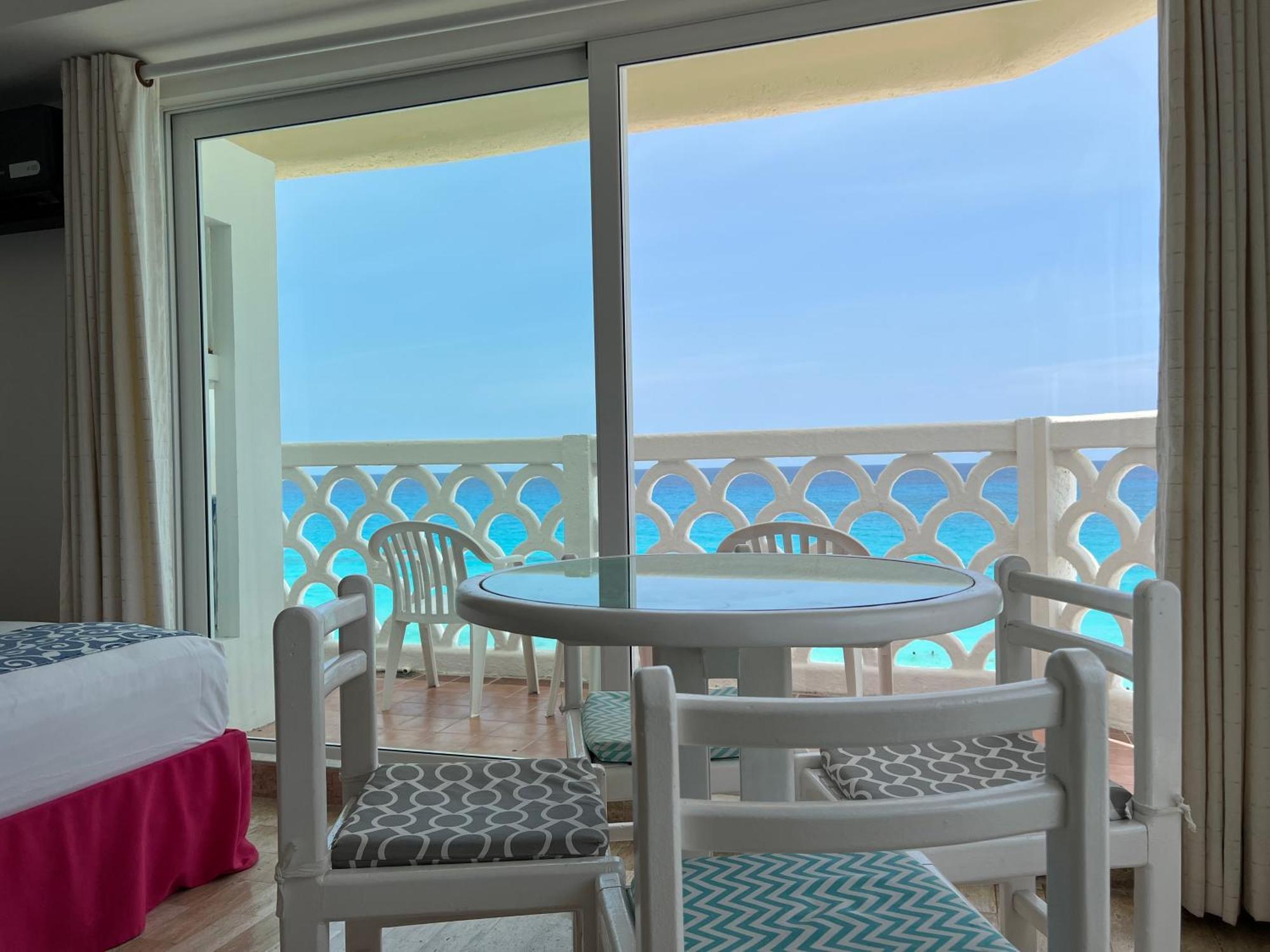 Ova Apartments Cancun Exterior photo